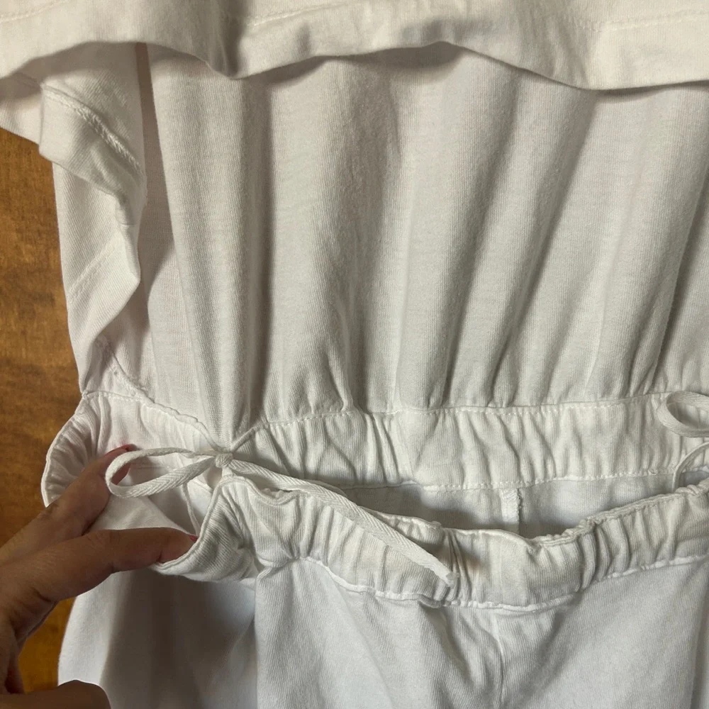 Velvet by Graham & Spencer Beach Romper - Picture 7 of 12